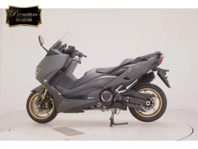 Yamaha T-MAX560T лот № 2522 оценка 5  с аукциона в Японии 2