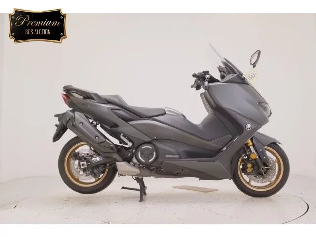 Yamaha T-MAX560T лот № 2522 оценка 5  с аукциона в Японии