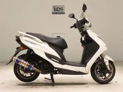 Yamaha CYGNUS 125XSR-3