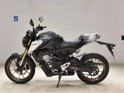 Honda CB125R-2