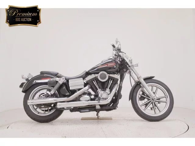 Harley-Davidson HARLEY FXDL1580 лот № 0039 оценка 4  с аукциона в Японии