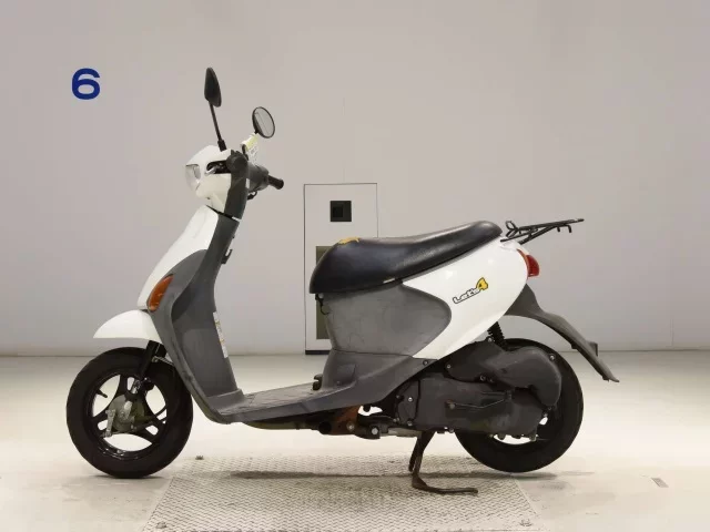 Suzuki LET S4