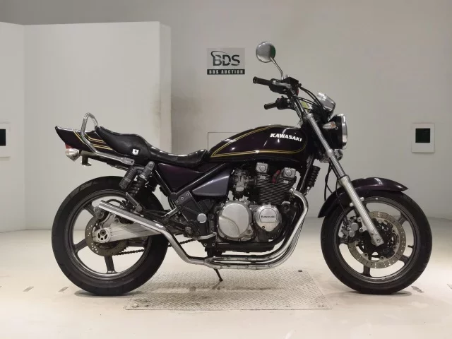 Kawasaki ZEPHYR400 лот № 0293 оценка 4  с аукциона в Японии