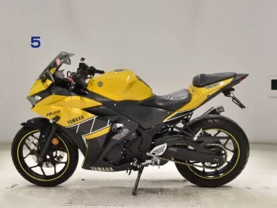 Yamaha YZF-R25  с аукциона в Японии