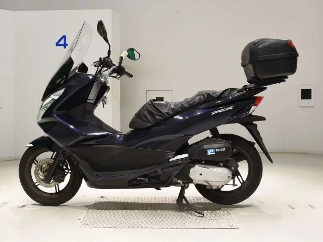 Honda PCX125-2