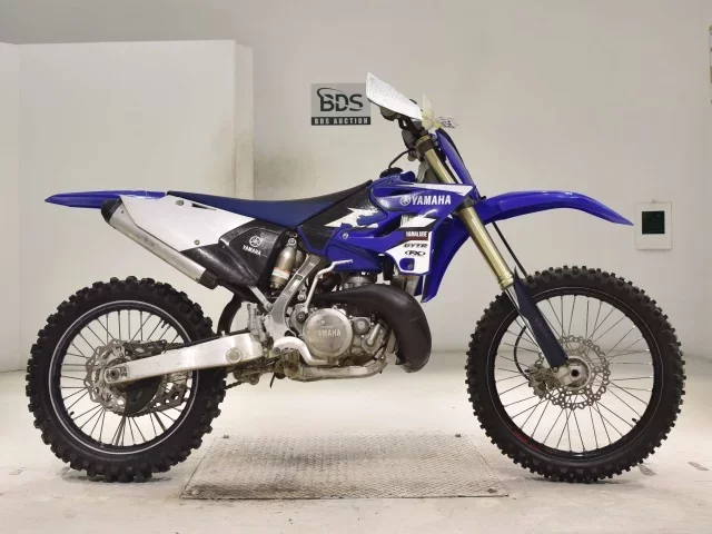 Yamaha YZ250 лот № 0421 оценка 4  с аукциона в Японии