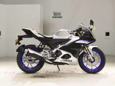 Yamaha YZF-R15M