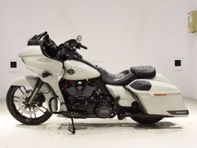 Harley-Davidson HARLEY FLTRXSE1920CVO лот № 0450 оценка 5  с аукциона в Японии 2