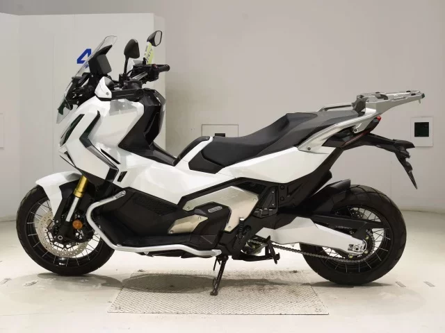 Honda X-ADV750-2