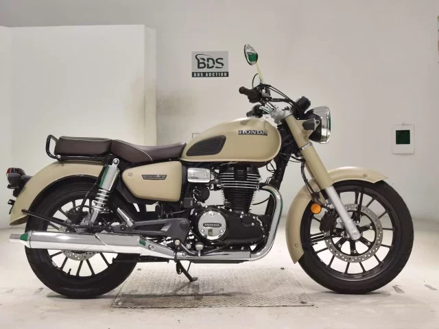 Honda GB350C лот № 2736 оценка 8  с аукциона в Японии