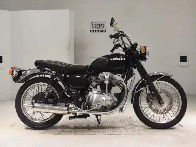Kawasaki W400 лот № 0237 оценка 4  с аукциона в Японии