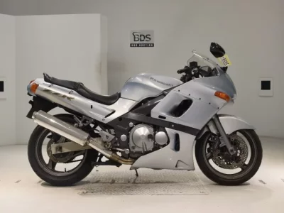 Kawasaki ZZR400-2  с аукциона в Японии