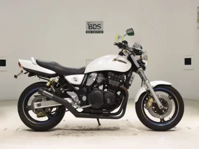 Suzuki INAZUMA 400  с аукциона в Японии