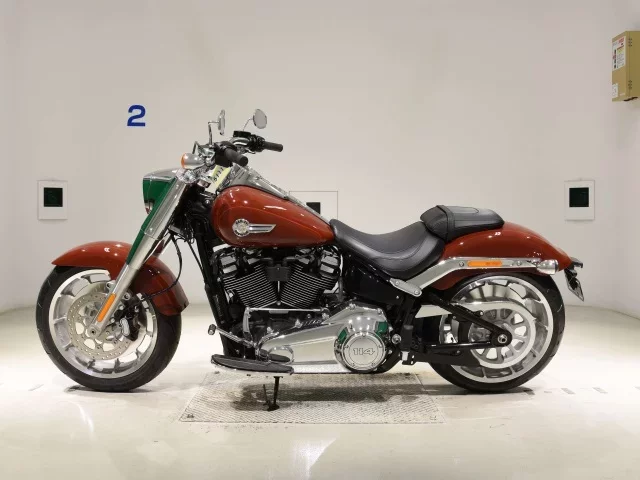Harley-Davidson HARLEY FLFBS1870