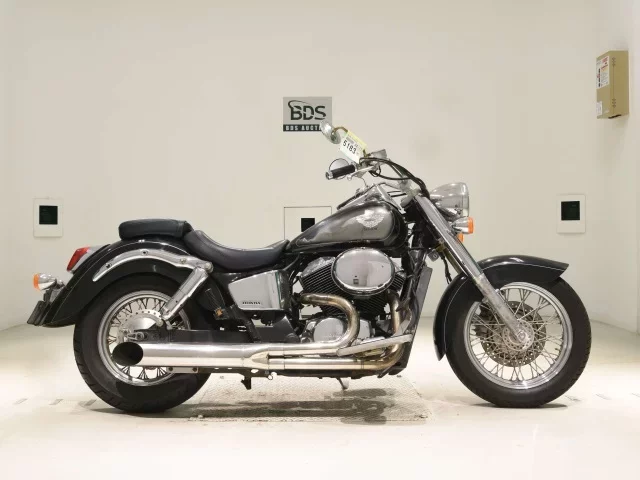 Honda SHADOW400 лот № 5183 оценка 4  с аукциона в Японии