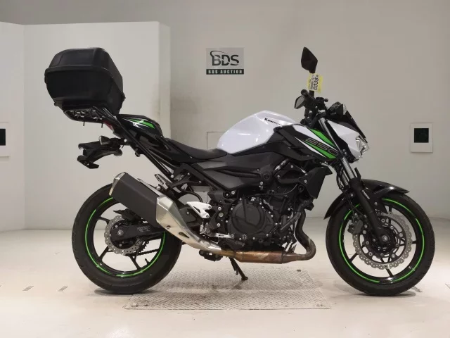Kawasaki Z250-2 лот № 0336 оценка 5  с аукциона в Японии