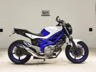 Suzuki GLADIUS400  с аукциона в Японии