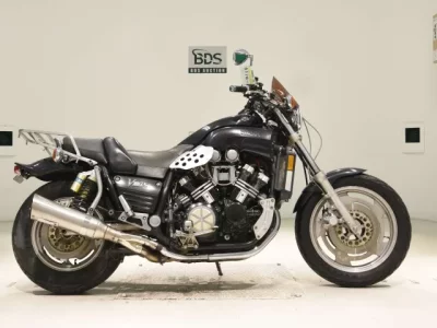 Yamaha V-MAX