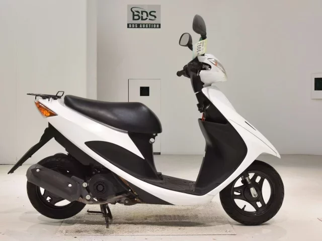 Suzuki ADDRESS V50-3