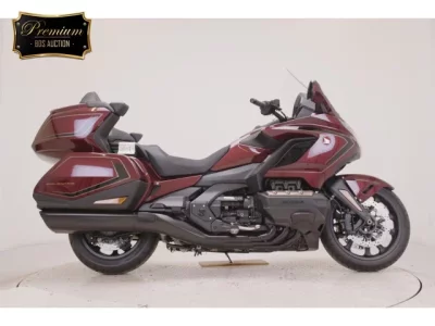 Honda GL1800 TOUR D  с аукциона в Японии