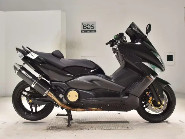 Yamaha T-MAX500 лот № 0153 оценка 5  с аукциона в Японии