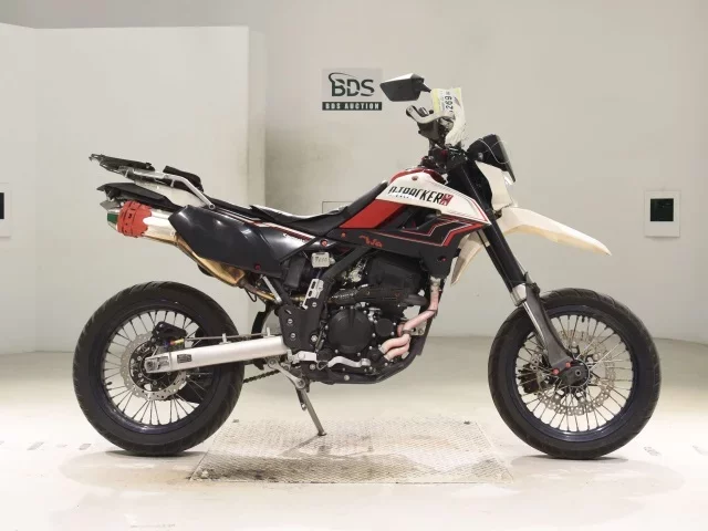 Kawasaki D-TRACKERX лот № 5269 оценка 4  с аукциона в Японии