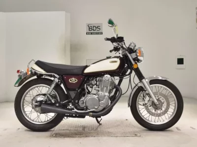 Yamaha SR400-3  с аукциона в Японии