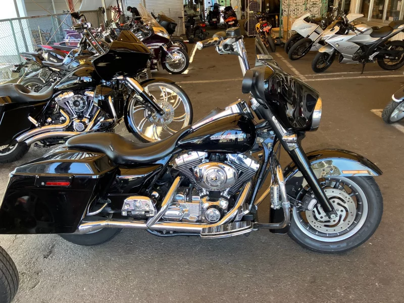 Harley-Davidson HARLEY FLHTCU1580-1690