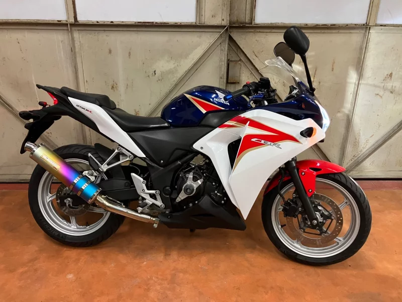 Honda CBR250R