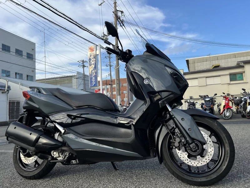 Yamaha XMAX лот № 00034 оценка 4  с аукциона в Японии
