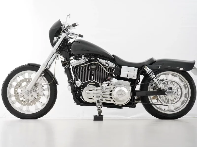Harley-Davidson HARLEY FXDL1580