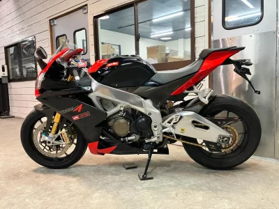 Aprilia APRILIA RSV4 FACTORY  с аукциона в Японии
