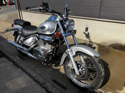 Suzuki INTRUDER 250  с аукциона в Японии