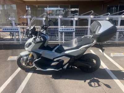 Honda X-ADV лот № 04063 оценка 5  с аукциона в Японии 2