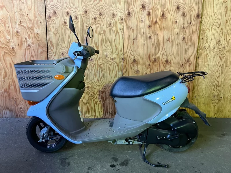 Suzuki LET S4