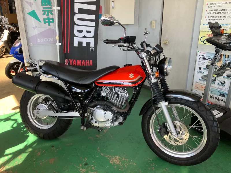 Suzuki VAN VAN 200 лот № 00125 оценка 4  с аукциона в Японии