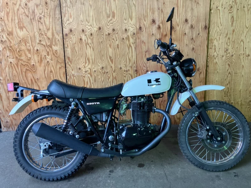 Kawasaki 250TR