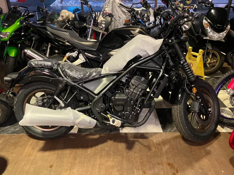 Honda REBEL 250 S-ED E-CLUTCH лот № 02146 оценка 8  с аукциона в Японии