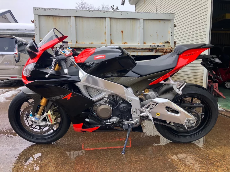 Aprilia APRILIA RSV4 FACTORY