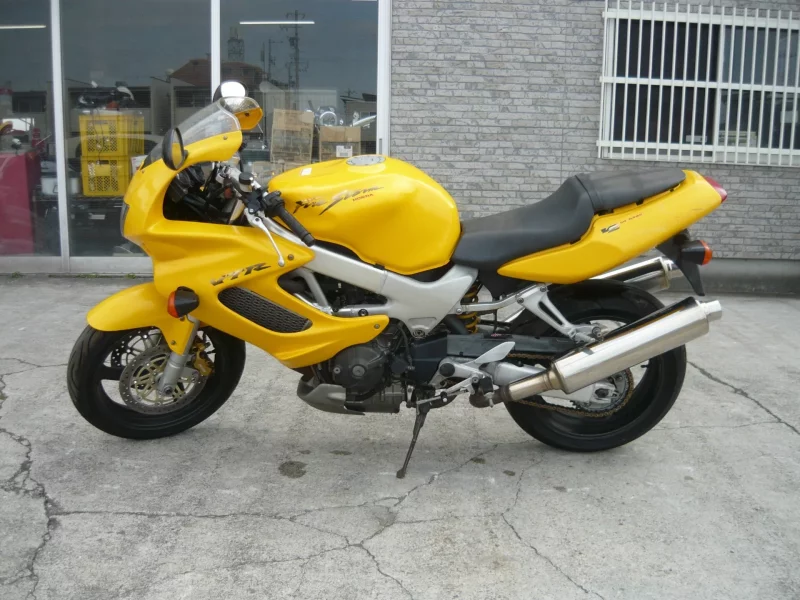 Honda VTR1000F