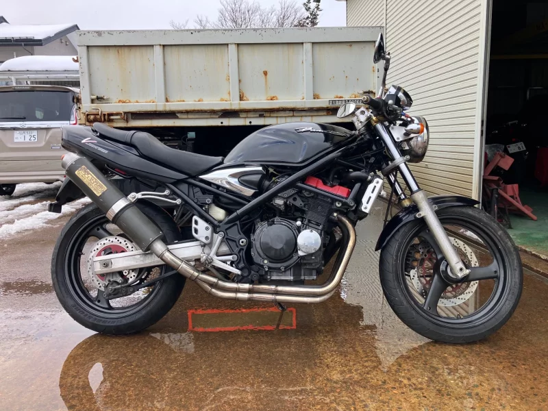 Suzuki BANDIT250-1