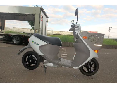 Suzuki I- LET S