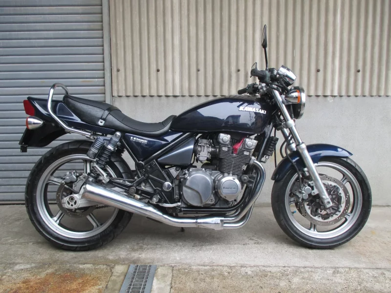 Kawasaki ZEPHYR400