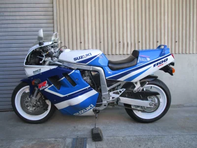 Suzuki GSX-R1100  с аукциона в Японии