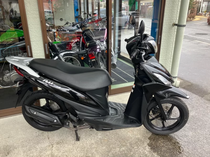 Suzuki ADDRESS V110