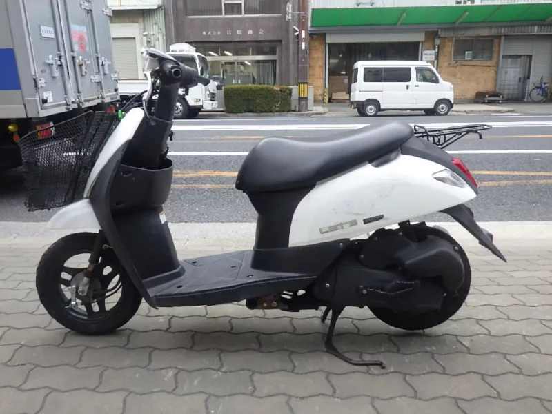 Suzuki LET S