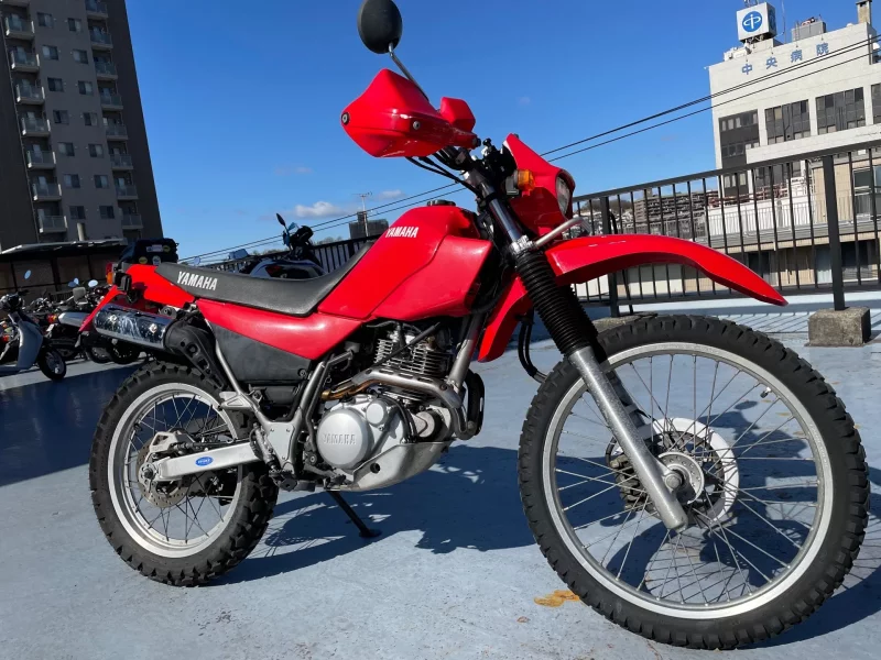 Yamaha SEROW 225W