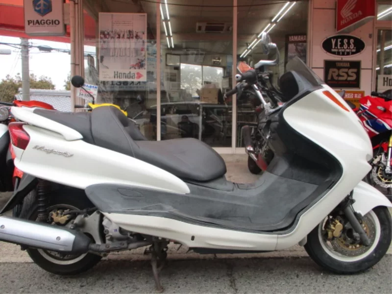 Yamaha MAJESTY 250C