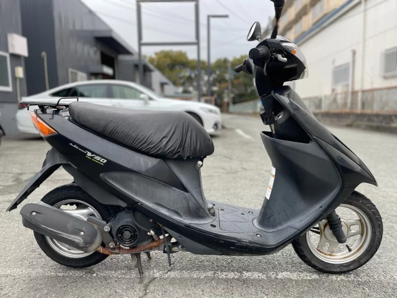 Suzuki ADDRESS V50