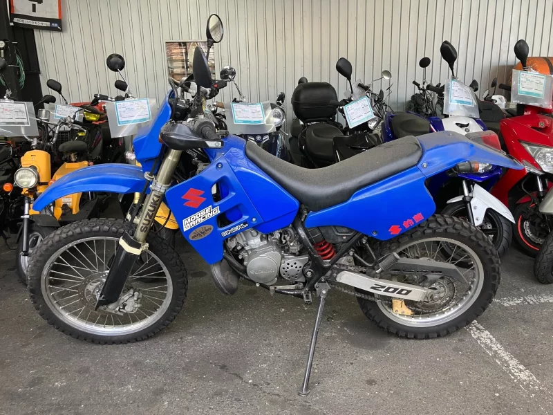 Suzuki TS200